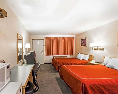 Queen Room with Two Queen Beds