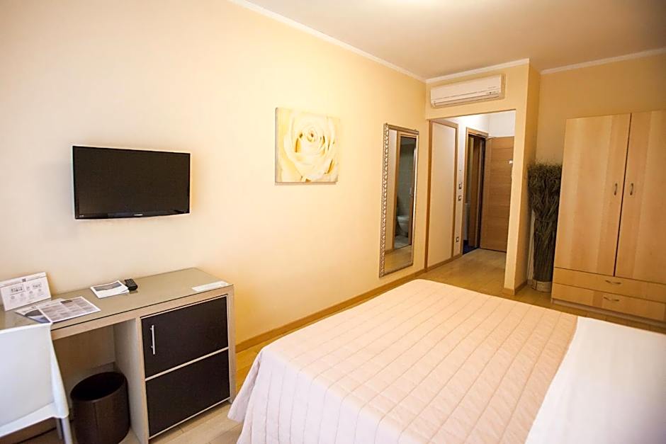 Hotel Diana