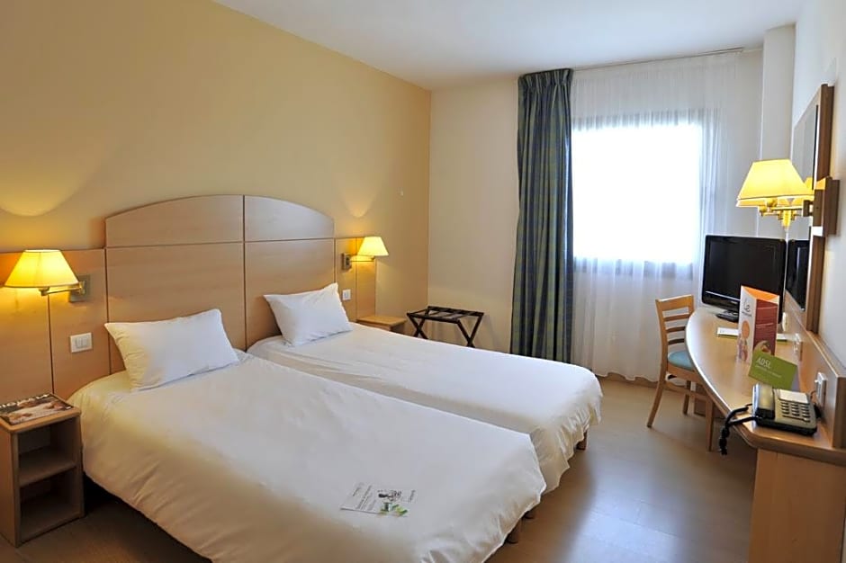 Travelodge Madrid Alcala de Henares