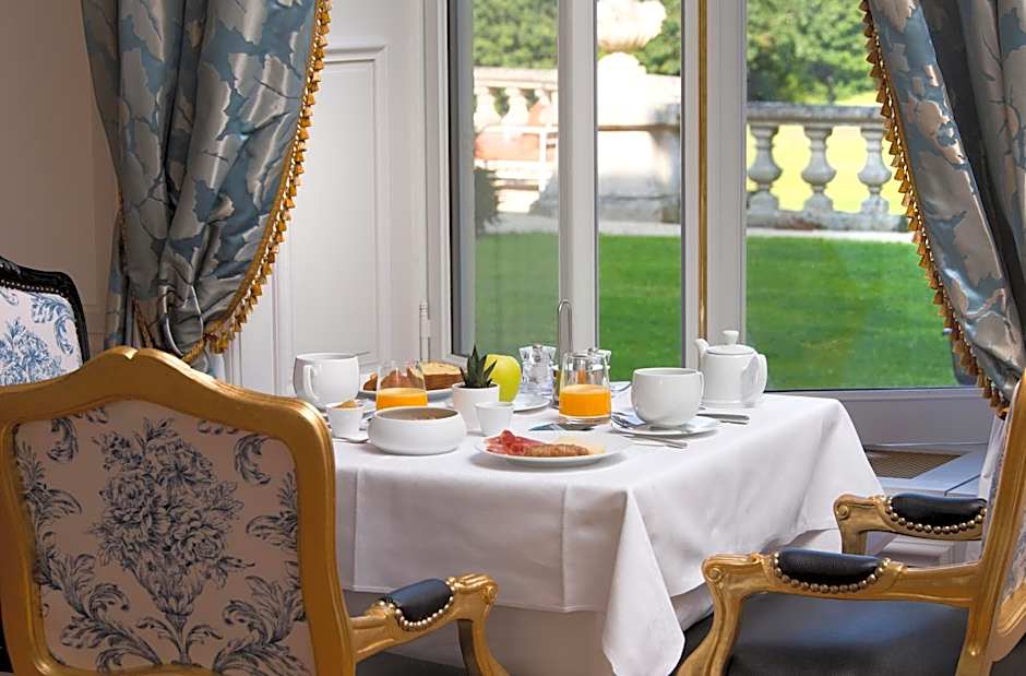 Alexandra Palace - La Maison Younan