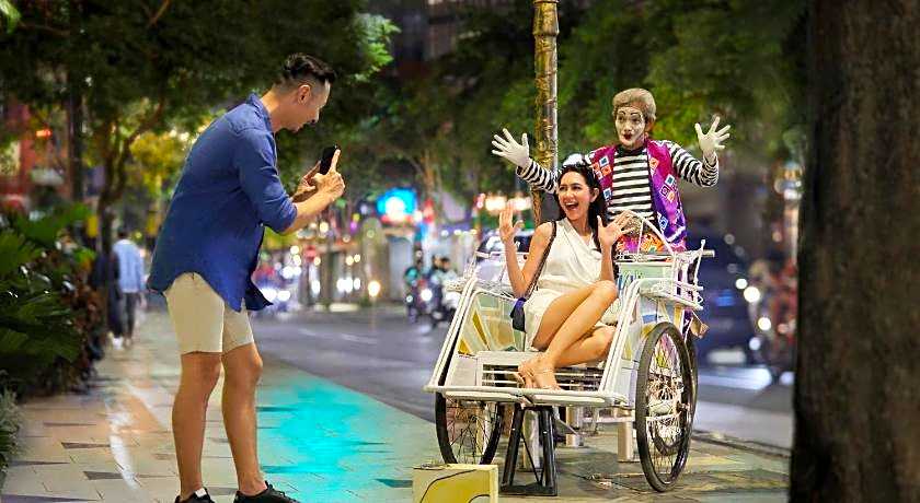 Four Points by Sheraton Surabaya, Tunjungan Plaza