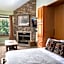 River Mountain Lodge