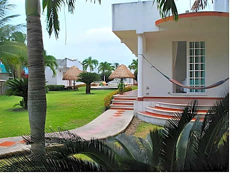 Hotel Lagoon - Pet Friendly