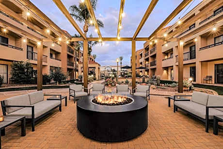 Courtyard by Marriott Tucson Airport