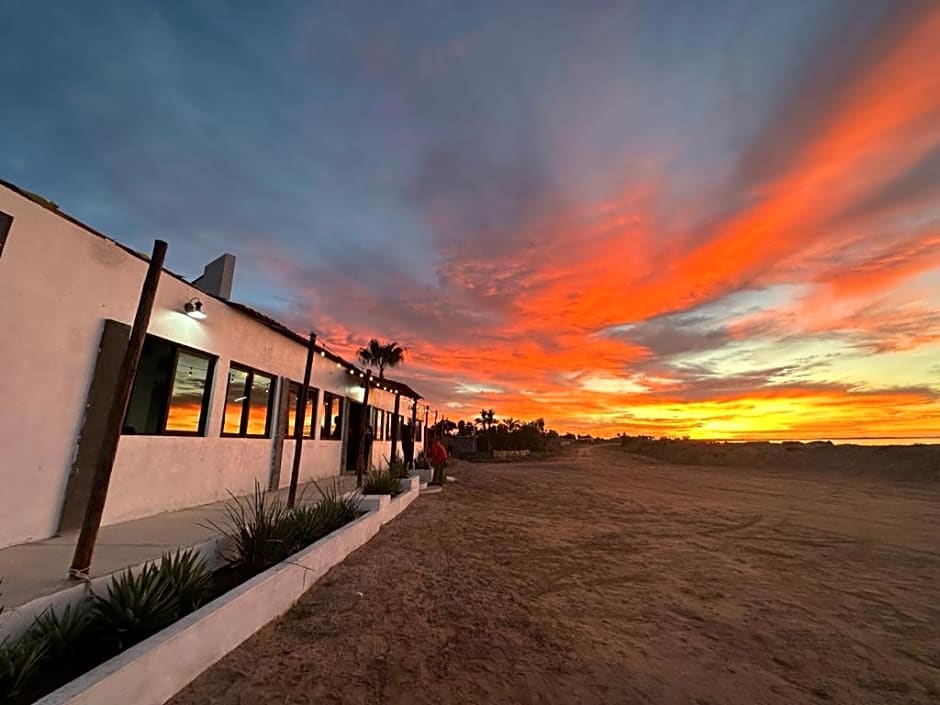 Hotel- Whale Tours and Sport fishing Vista Mag-Bay