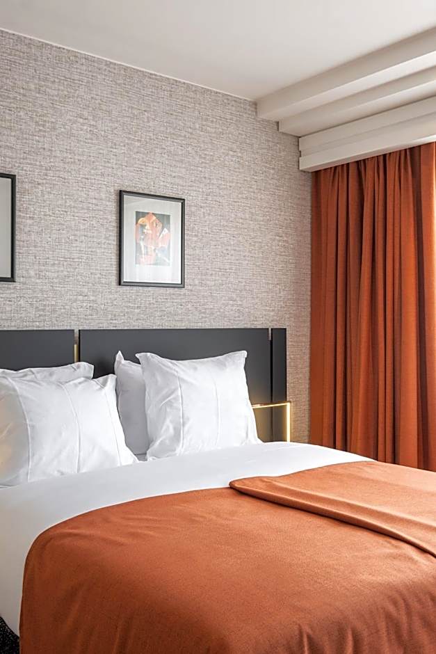 Hyllit Hotel