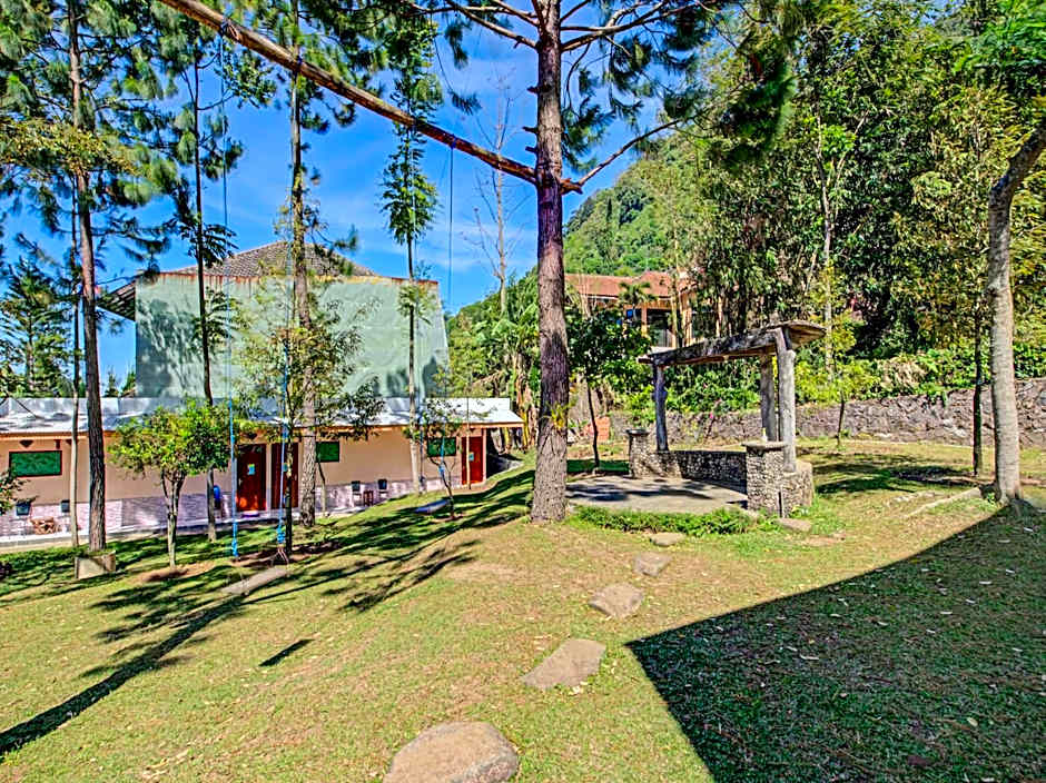 Hotel O Villa Inn App Trawas Bintaro Syariah