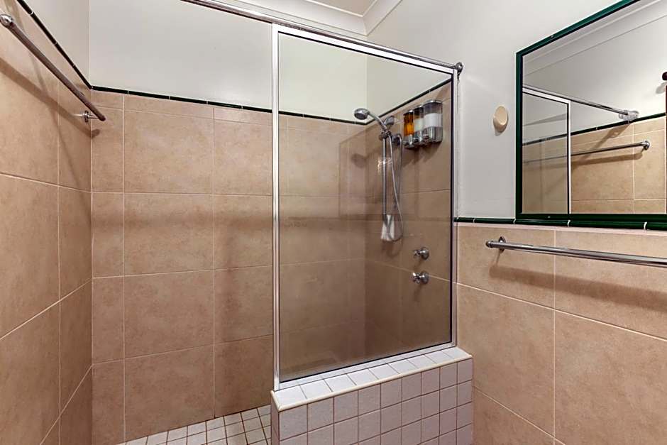 Bon Villas B&B Bonville - Adults Only, Pet Friendly Accommodation