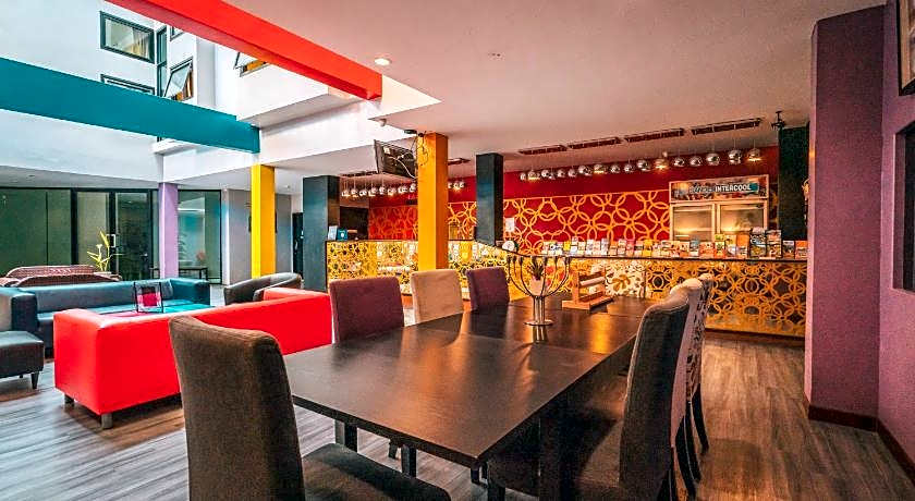 Behind The Scene Hotel Club @ Samui