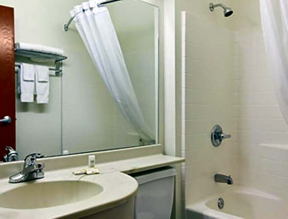 Microtel Inn & Suites by Wyndham Wellton