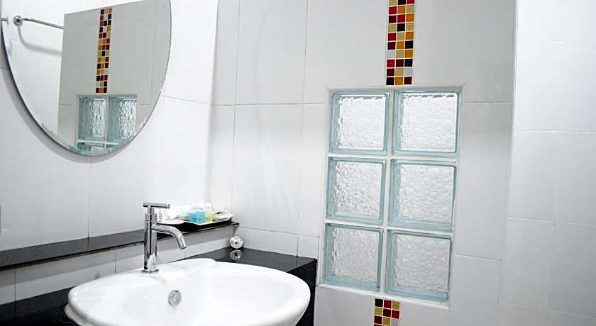 Paru Ville (service apartment)