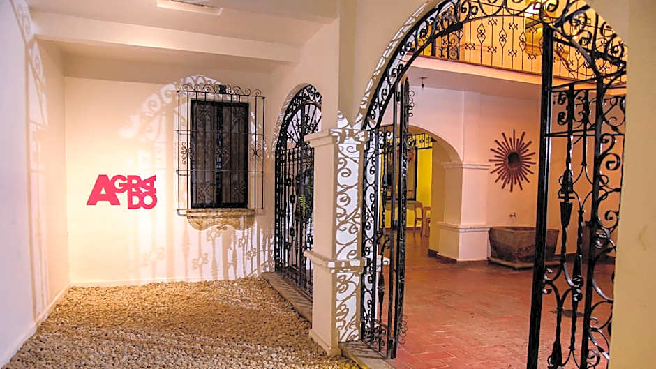Agrado Guest House