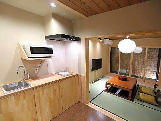 Sen Omiya-Gojo Muslim Friendly Easy access to Kyoto STA