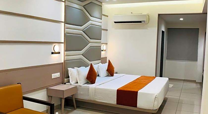 Hotel Ashray Inn Express