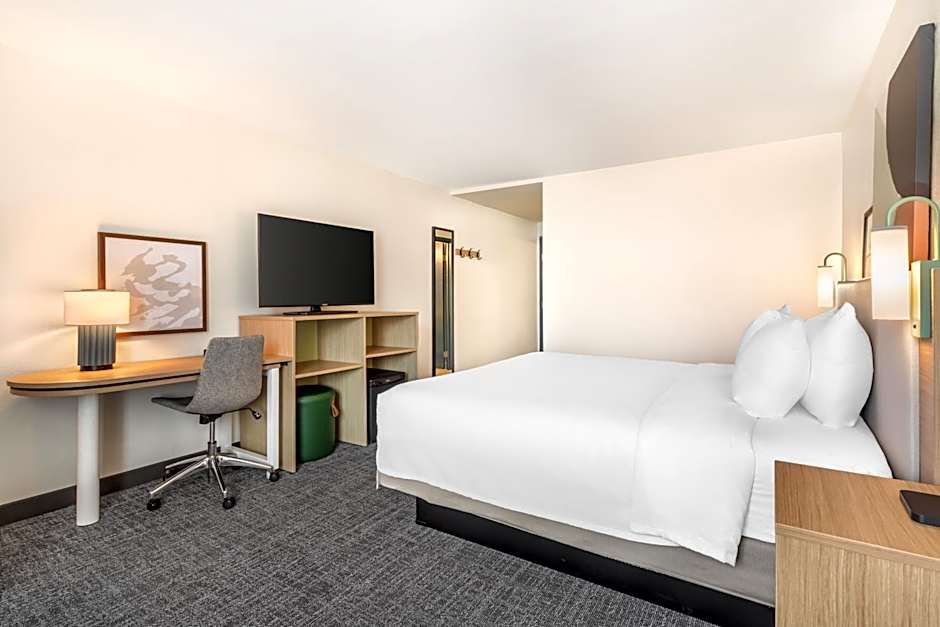 Spark by Hilton Knoxville North I-75