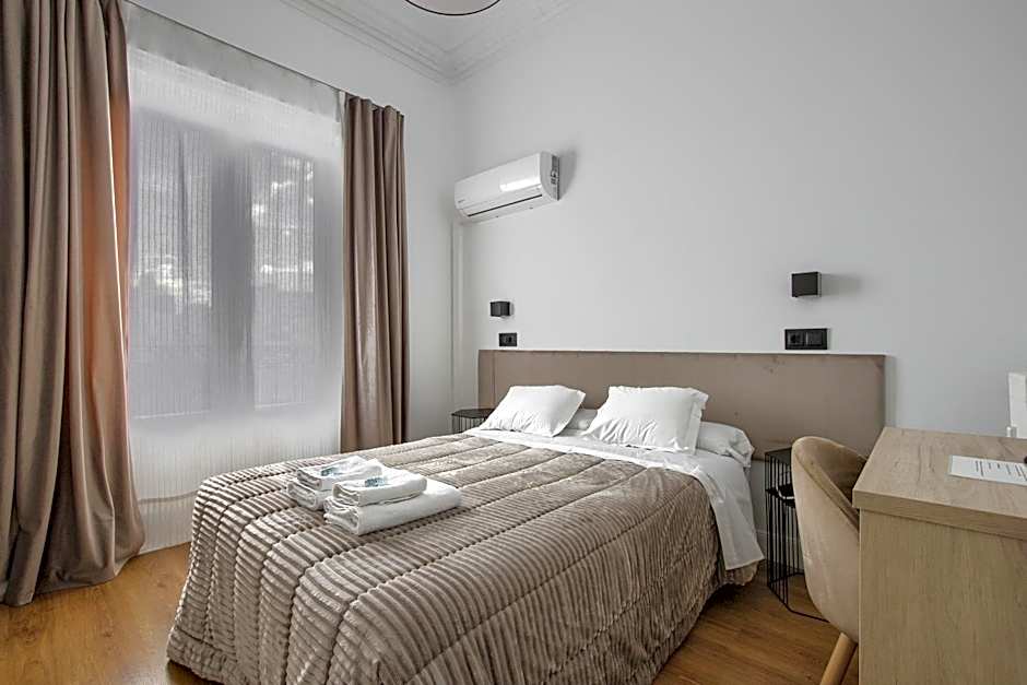 Photo 1 of 15 of Double Room
