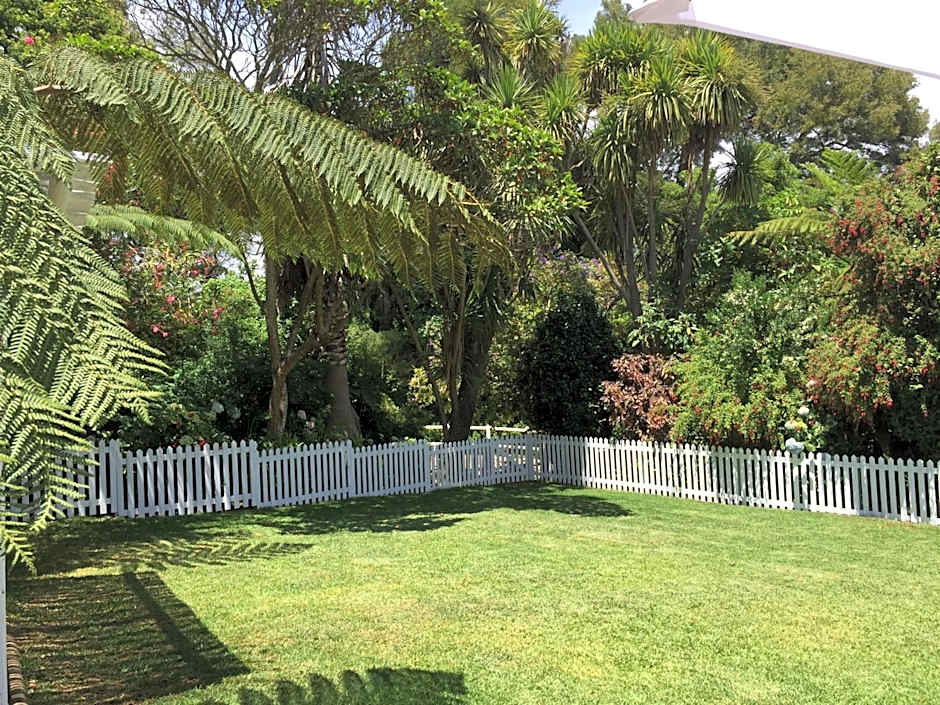 The White Manor – Cape Town, TX