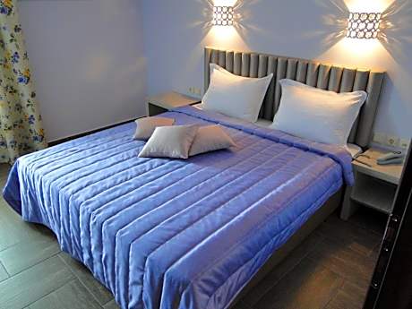 Comfort Quadruple Room