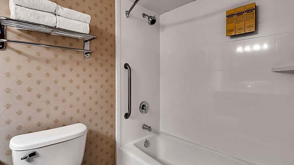 Best Western Plus Abbey Inn