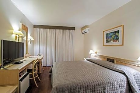 Trevi Hotel e Business