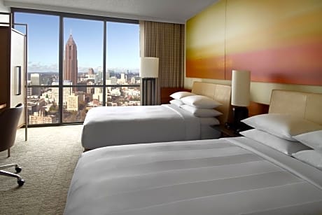 Room with 2 Double Beds and City View