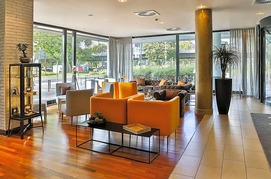 Hotel Frankfurt Messe affiliated by Melia