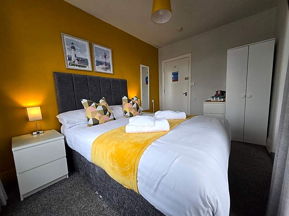 Beach Hotel Torbay B&B