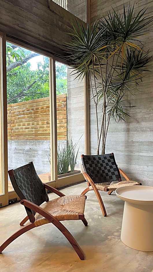 Ona & Nami - Casa Macu Saladita surf break