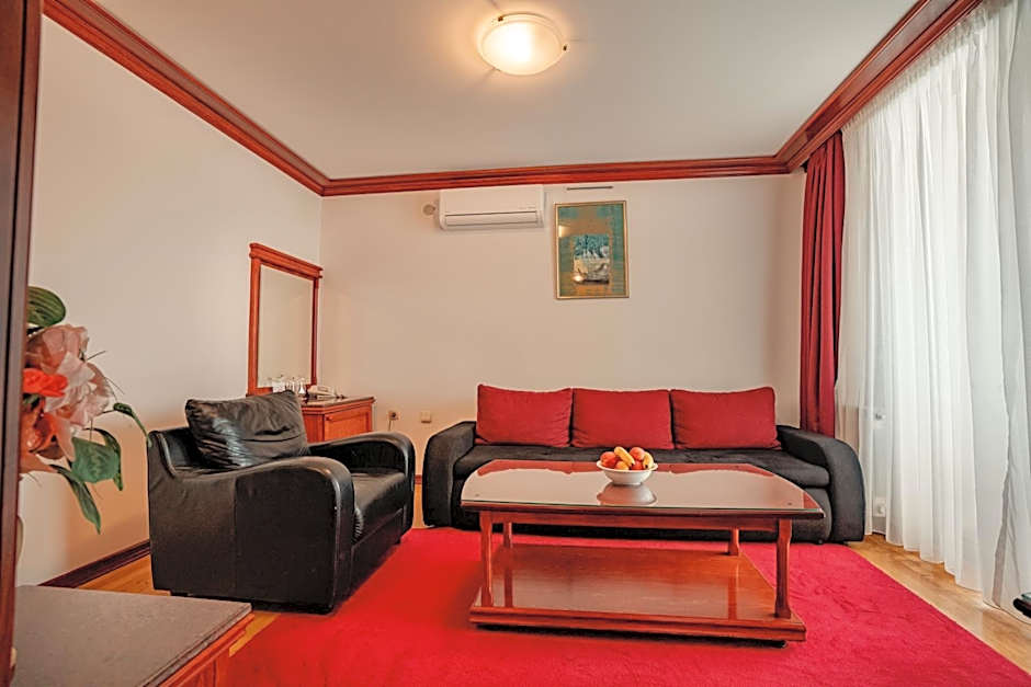 Hotel Dva Bisera