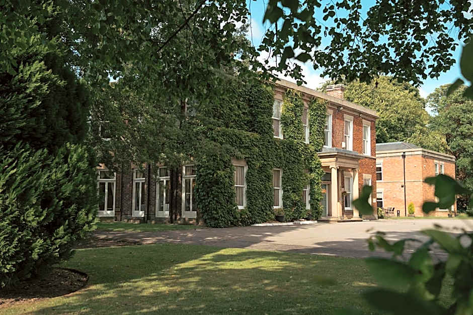 Farington Lodge Hotel