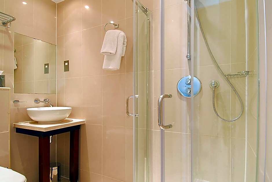 Park Grand Hyde Park