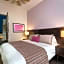 Decanter Hotel