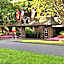 Royal Scot Hotel & Suites, Trademark Collection by Wyndham