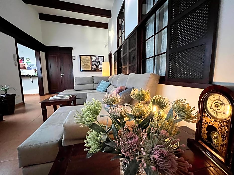 Santa Ana Suite & Rooms