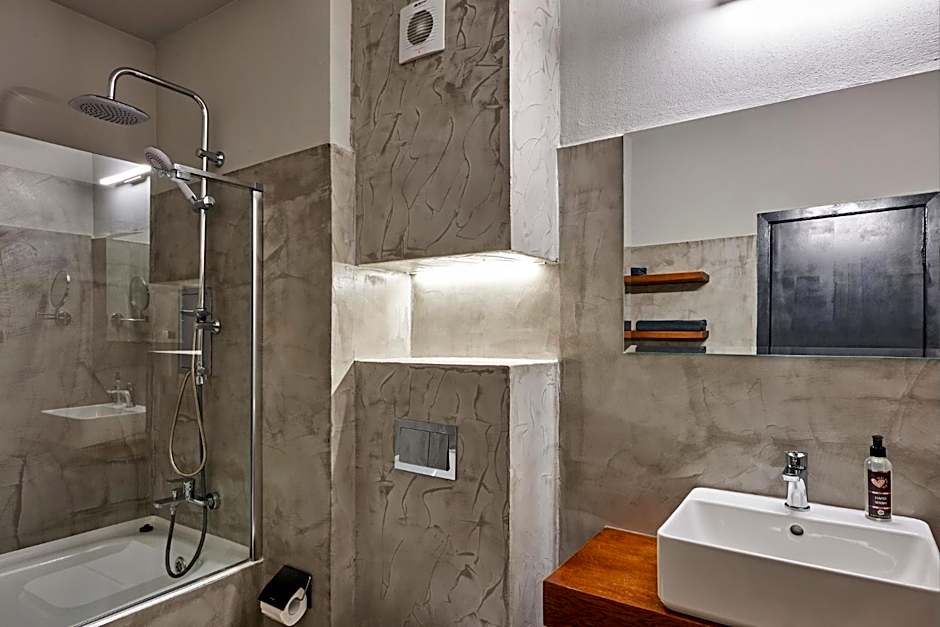 Sunny Beach Club - Adults Only #YouthfulVibes