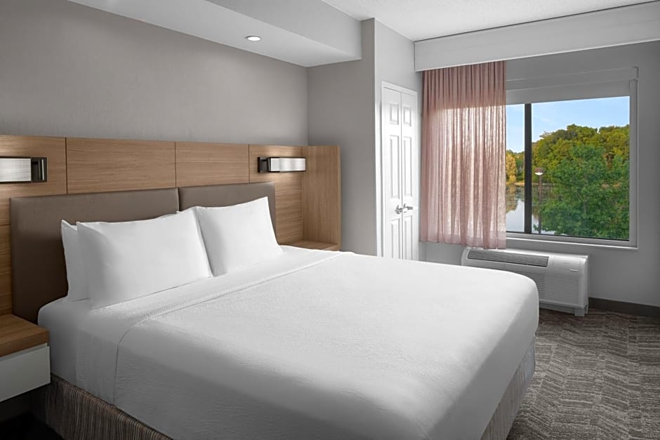 SpringHill Suites by Marriott Grand Rapids Airport Southeast