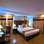 The Pinnacle Hotel and Suites
