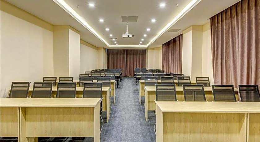 Lavande Hotels· Tangshan Exhibition Yuanyang City