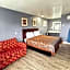 Fireside Inn By The Beach Boardwalk & Bowling