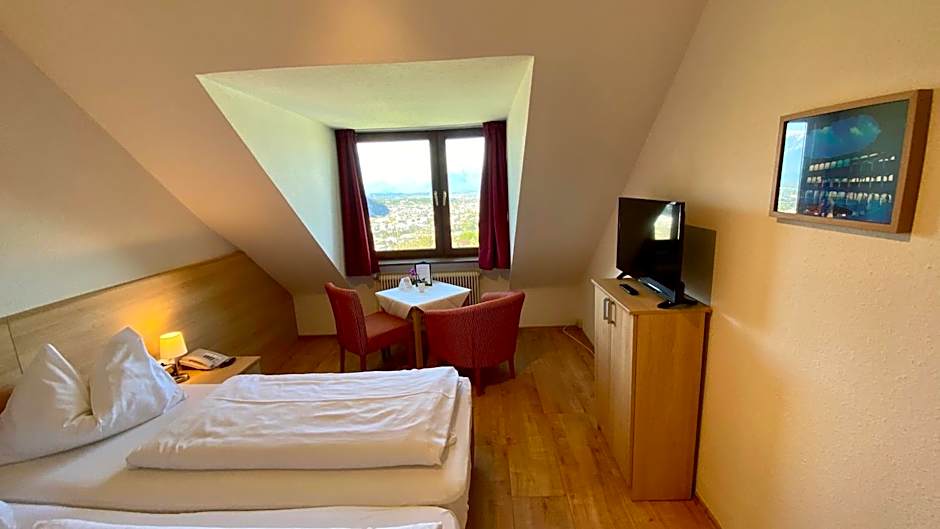 Hotel Schöne Aussicht