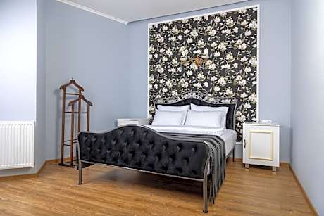 Rose Hotel Vake