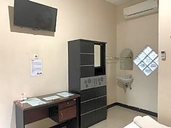 Wisma Merdeka Syariah RedPartner