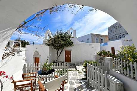 Kastro Cozy Guesthouse