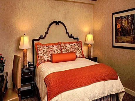 Traditional King Room