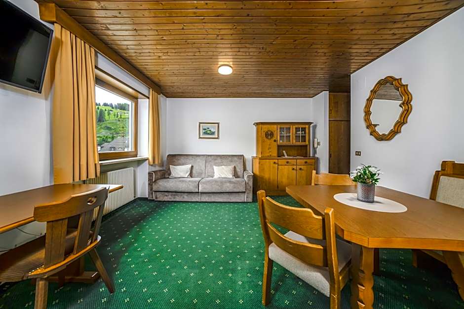 Cësa Panaval Apartments