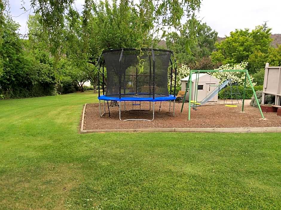 Alexandra Garden Court Motel