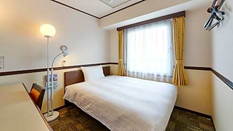 Single Room - Non-Smoking