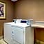 Hampton Inn By Hilton & Suites West Bend