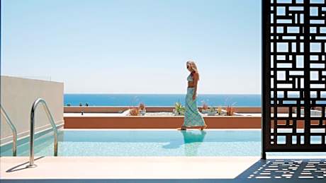 Este Elegant Suites & Villas