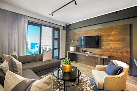 The Capital Pearls Hotel